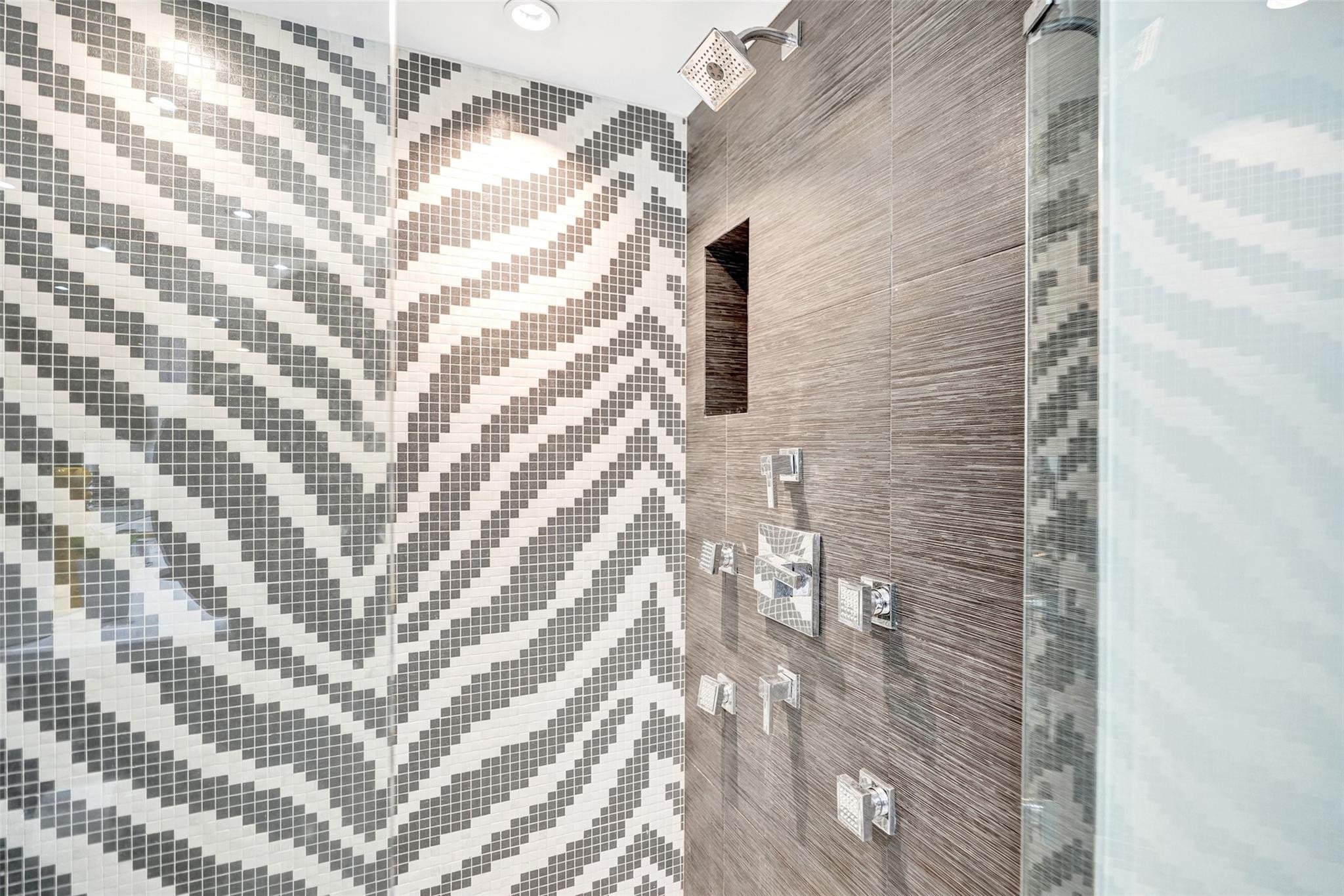 EMBASSY TOWER INC CONDO - Residential