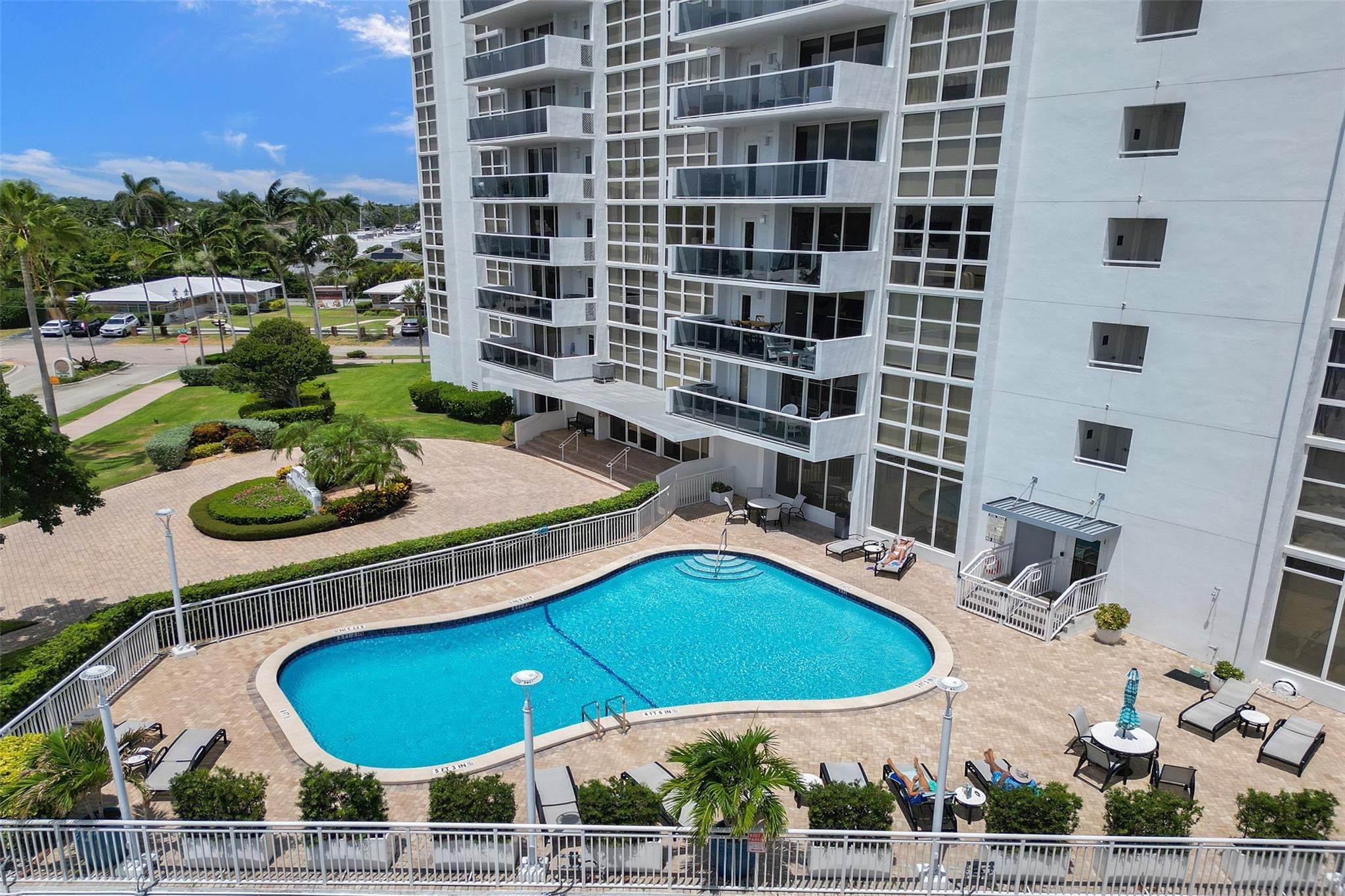 EMBASSY TOWER INC CONDO - Residential