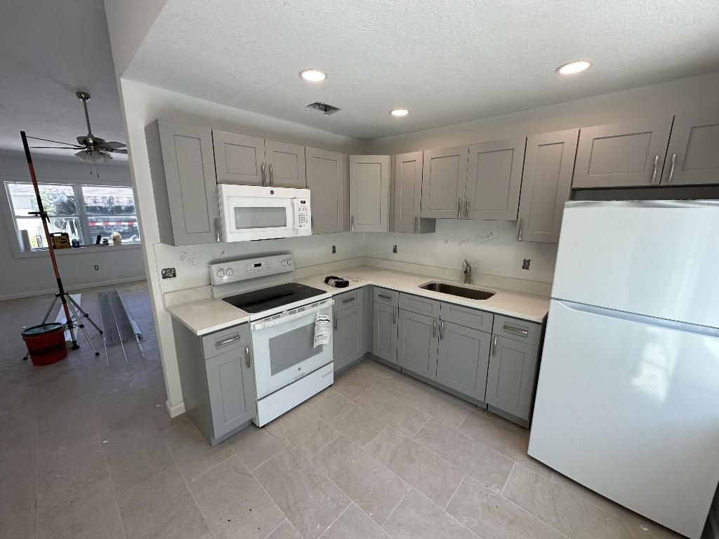 Photo of 3166 SE Garden Street, Stuart, FL 34997 (MLS # R10925215)