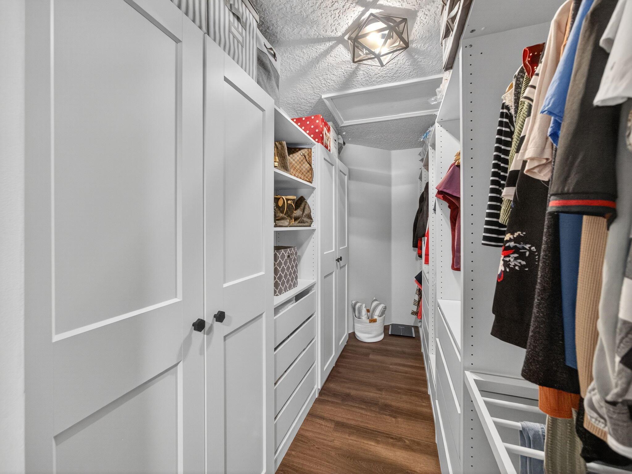 RIVERMILL - Residential