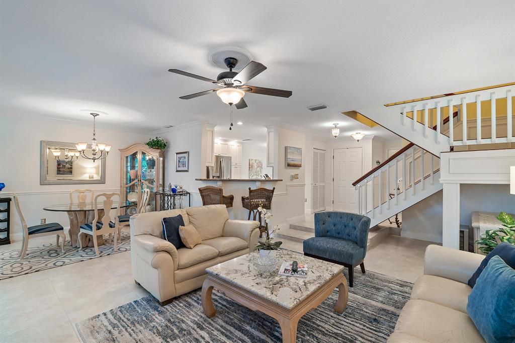 Photo of 725 Windermere Way, Palm Beach Gardens, FL 33418 (MLS # R10816700)