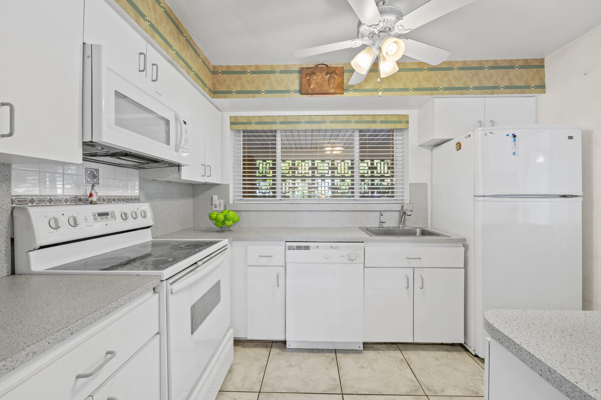 EDGEFIELD 1ST SEC - Residential