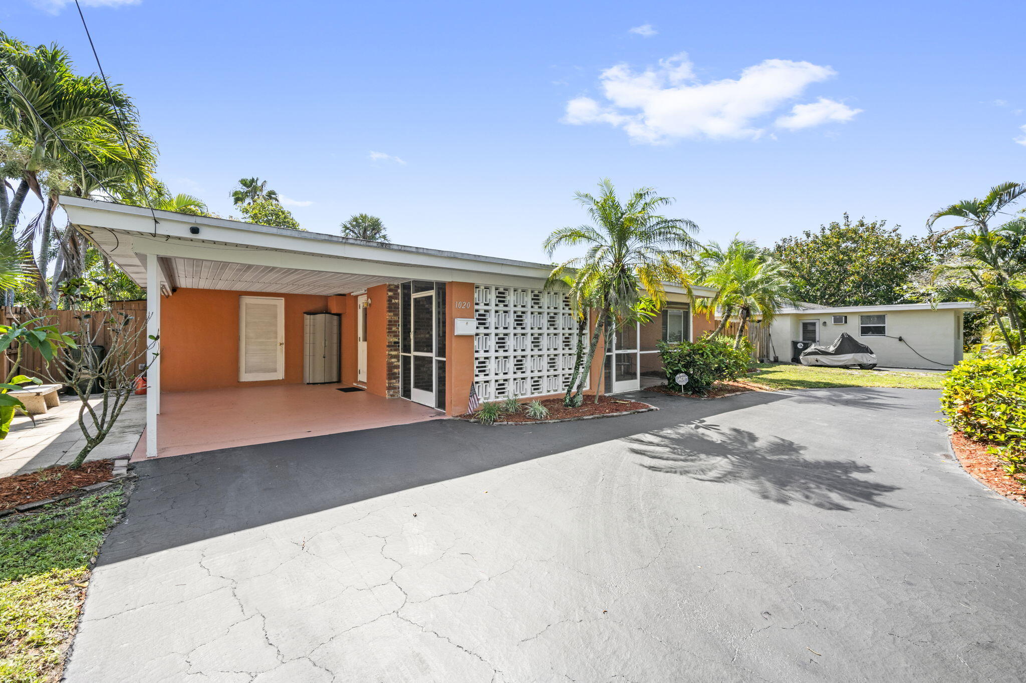 EDGEFIELD 1ST SEC - Residential