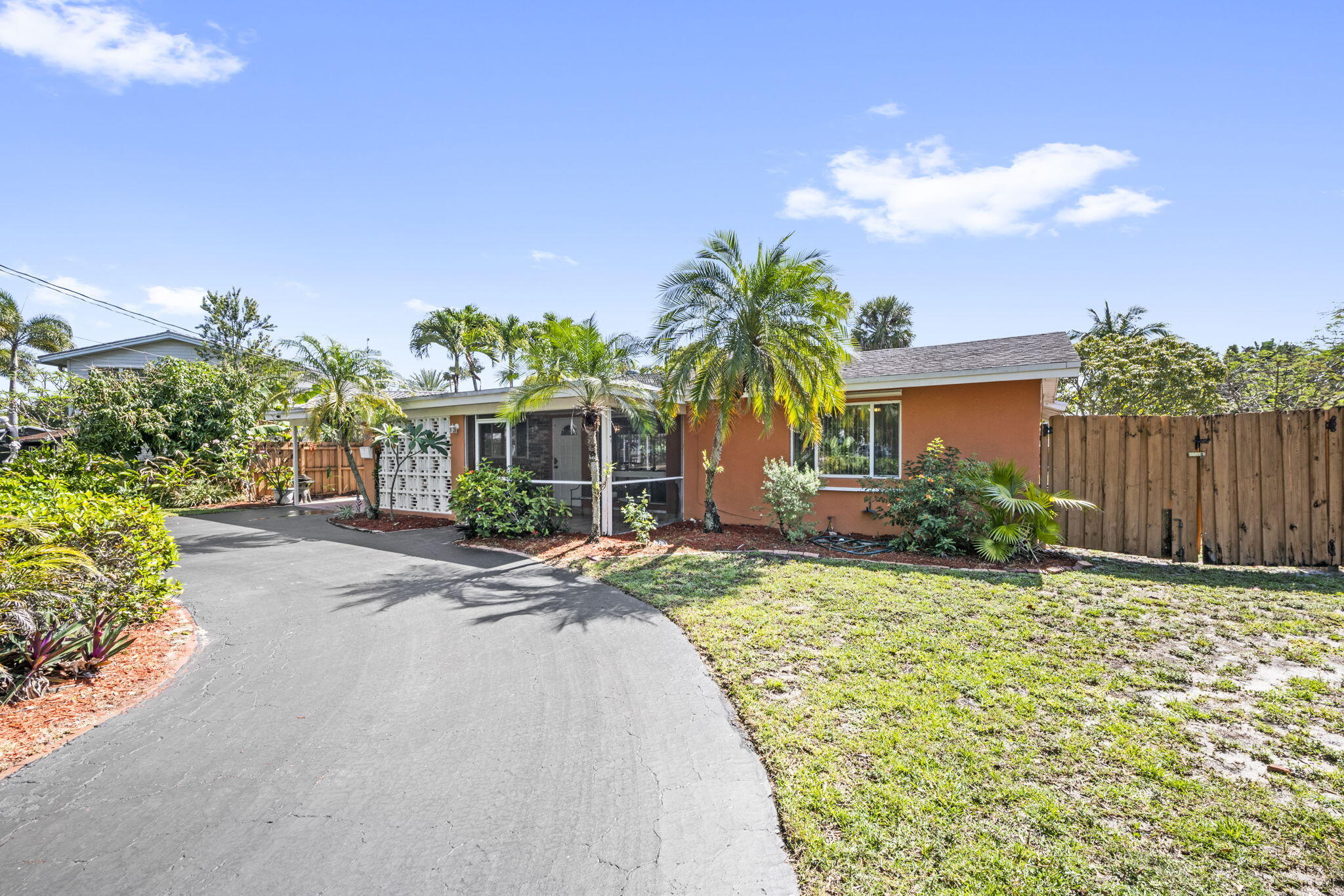 EDGEFIELD 1ST SEC - Residential