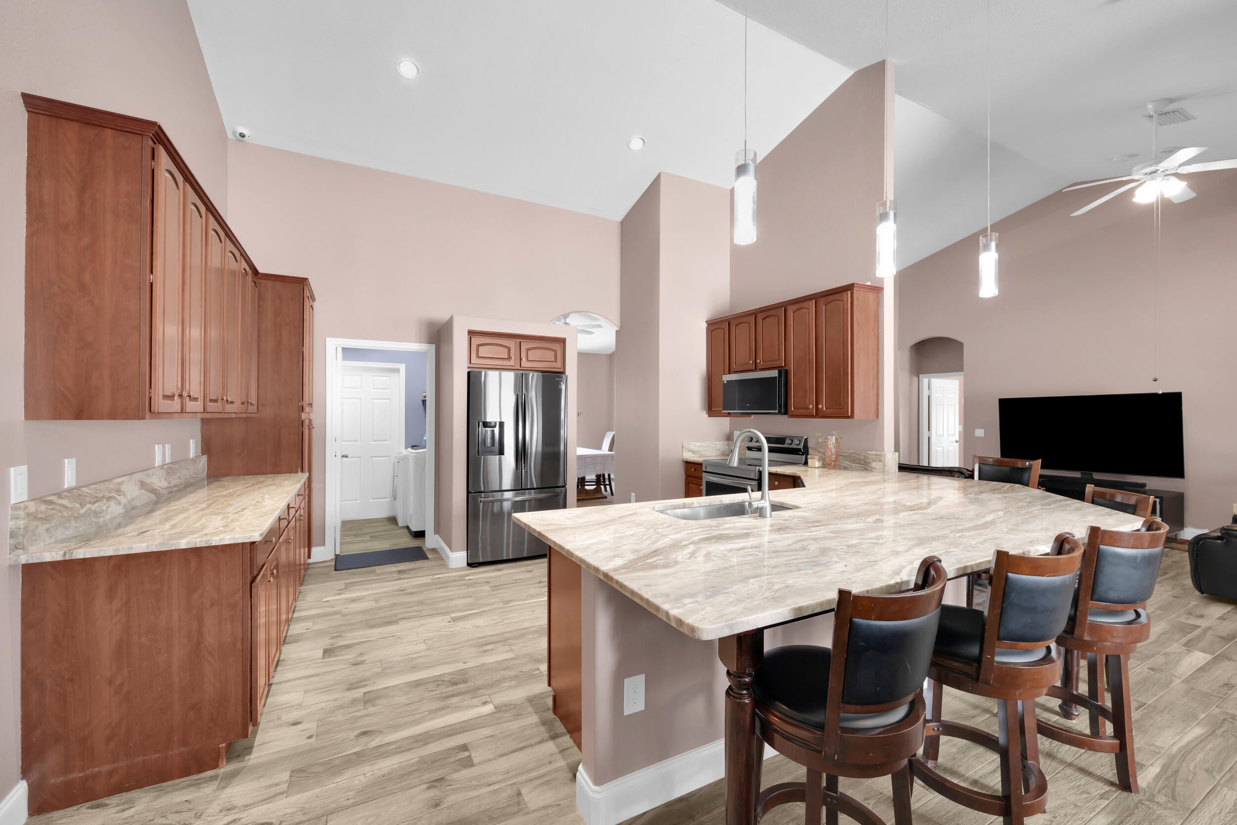 362 SW PAW Court, Port St Lucie, FL, 34953/$589,900 2 362 SW PAW Court