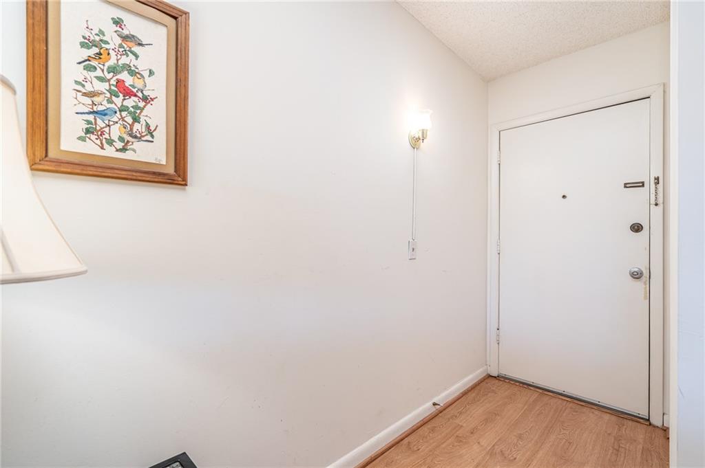 OAKLAND GROVE VILLAGE - Residential