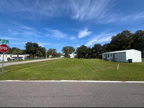 587 NW AVENUE D Moore Haven FL 33471