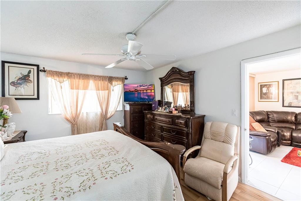 Sunrise Lakes - Residential