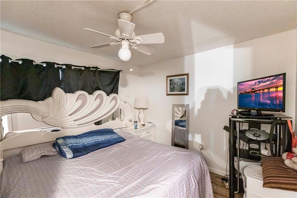 Sunrise Lakes - Residential