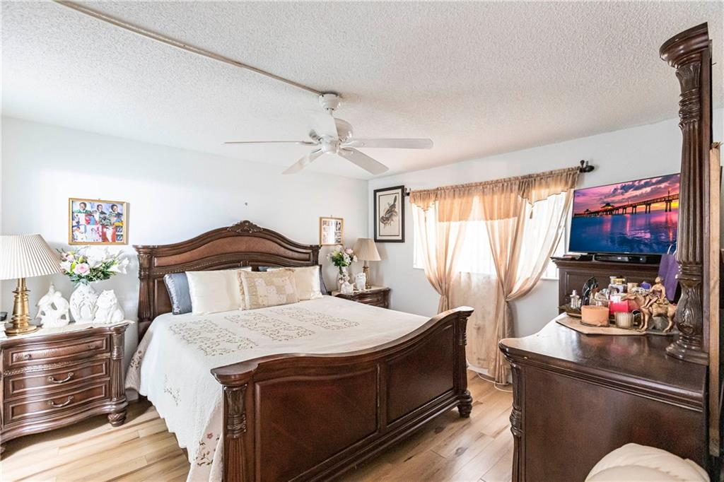 Sunrise Lakes - Residential