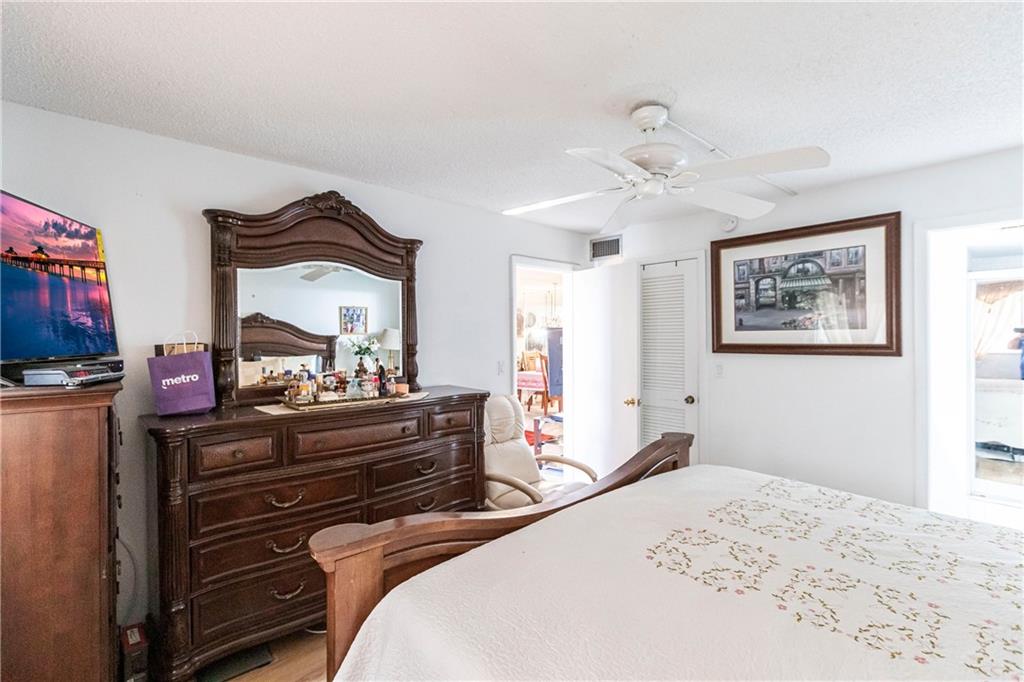 Sunrise Lakes - Residential