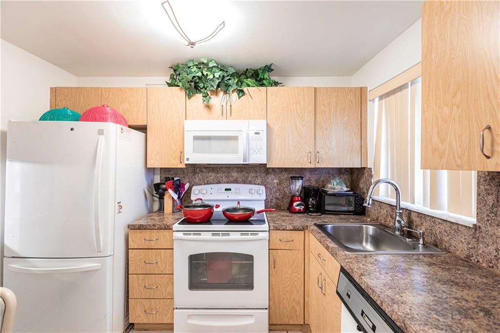 Sunrise Lakes - Residential
