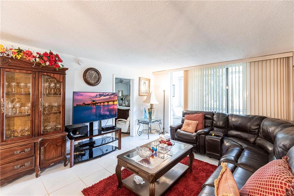 Sunrise Lakes - Residential
