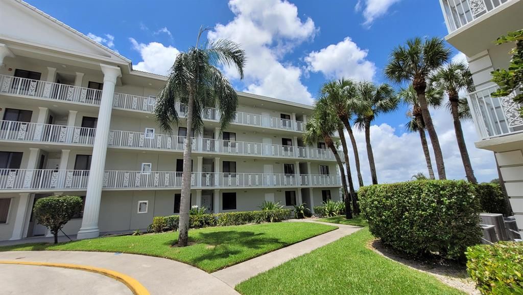 Photo of 2401 Village Boulevard #405, West Palm Beach, FL 33409 (MLS # R10731982)