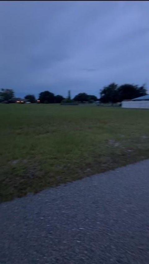 408 Meadowland Rd. Sebring FL 33876