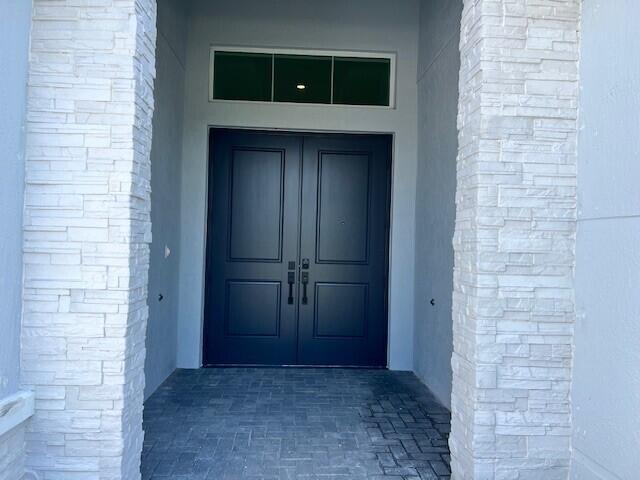 10082 Timber Creek Way