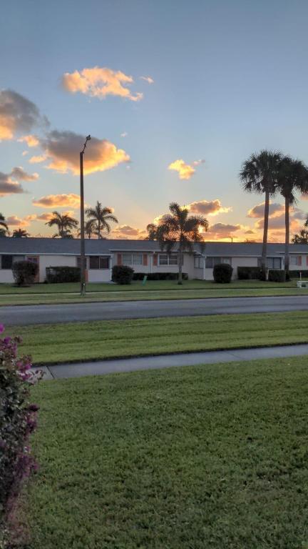 2739 Dudley Drive W C