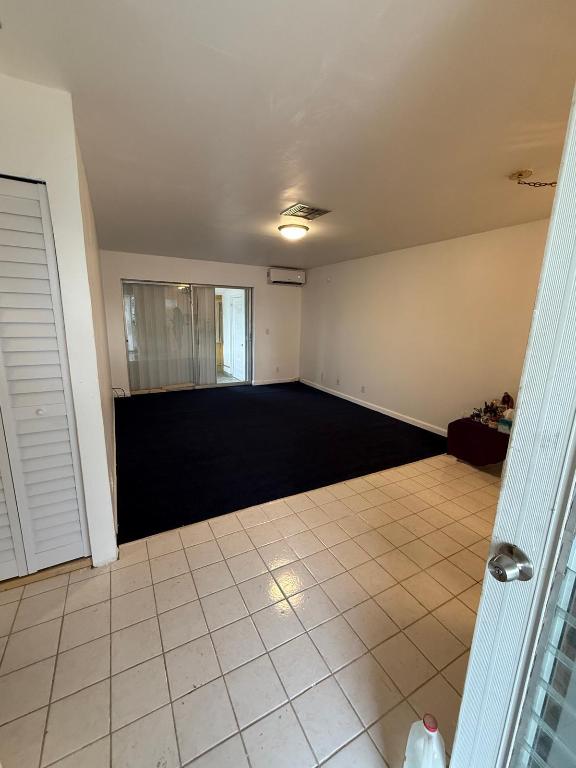 2739 Dudley Drive W C