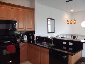 LEGENDS AT THE GARDENS CONDO - Residential Lease