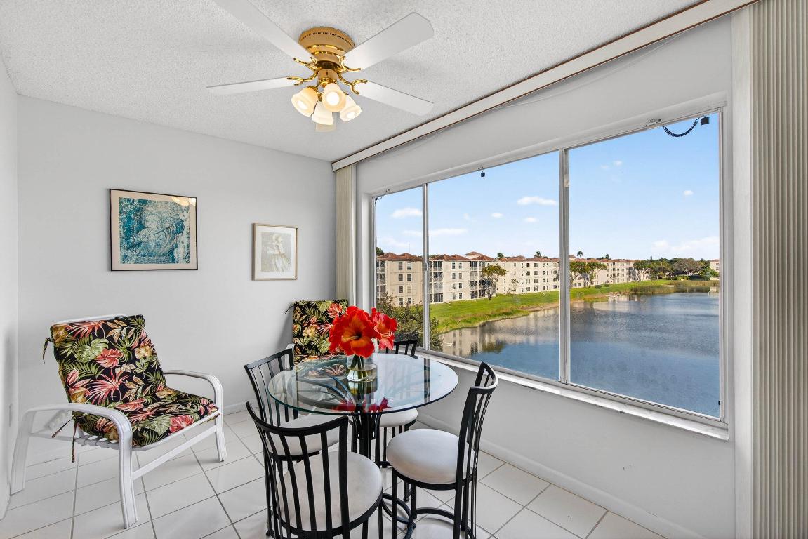 HUNTINGTON POINTE - Residential