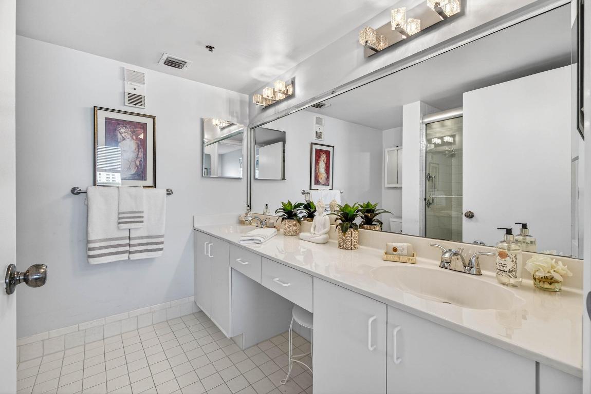 HUNTINGTON POINTE - Residential