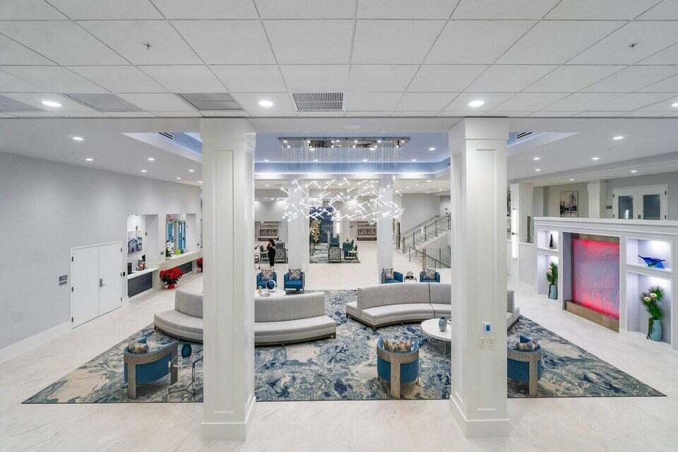 HUNTINGTON POINTE - Residential