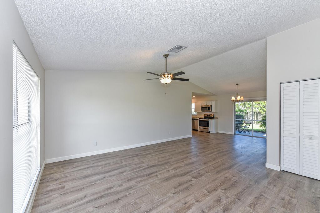 Photo of 137 Arrowhead Circle, Jupiter, FL 33458 (MLS # R11020984)