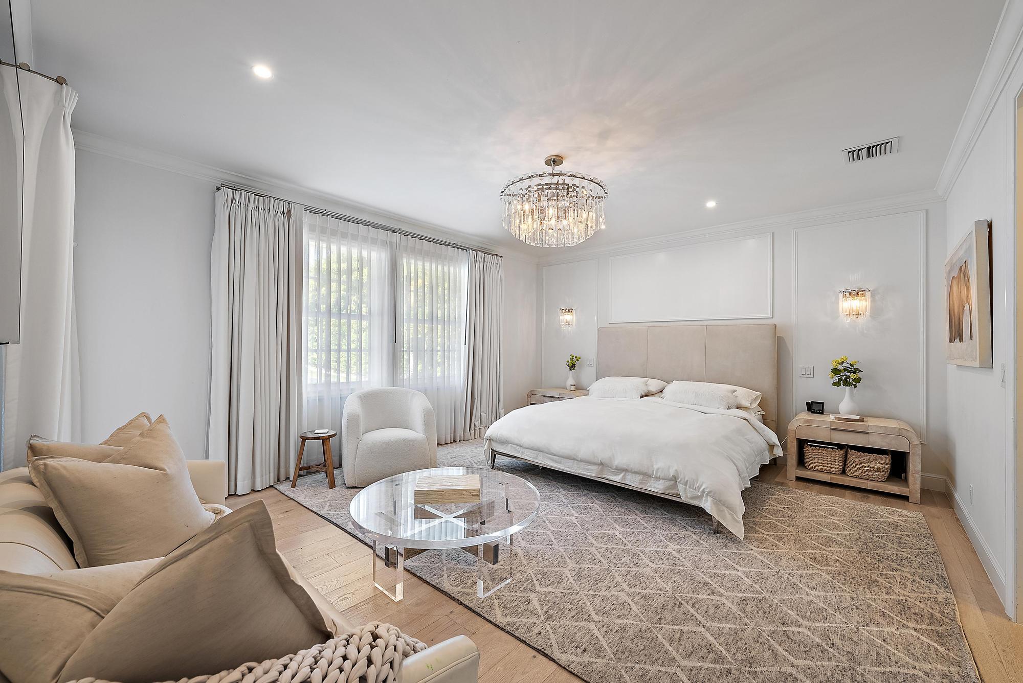 CAPTAINS KEY - Residential