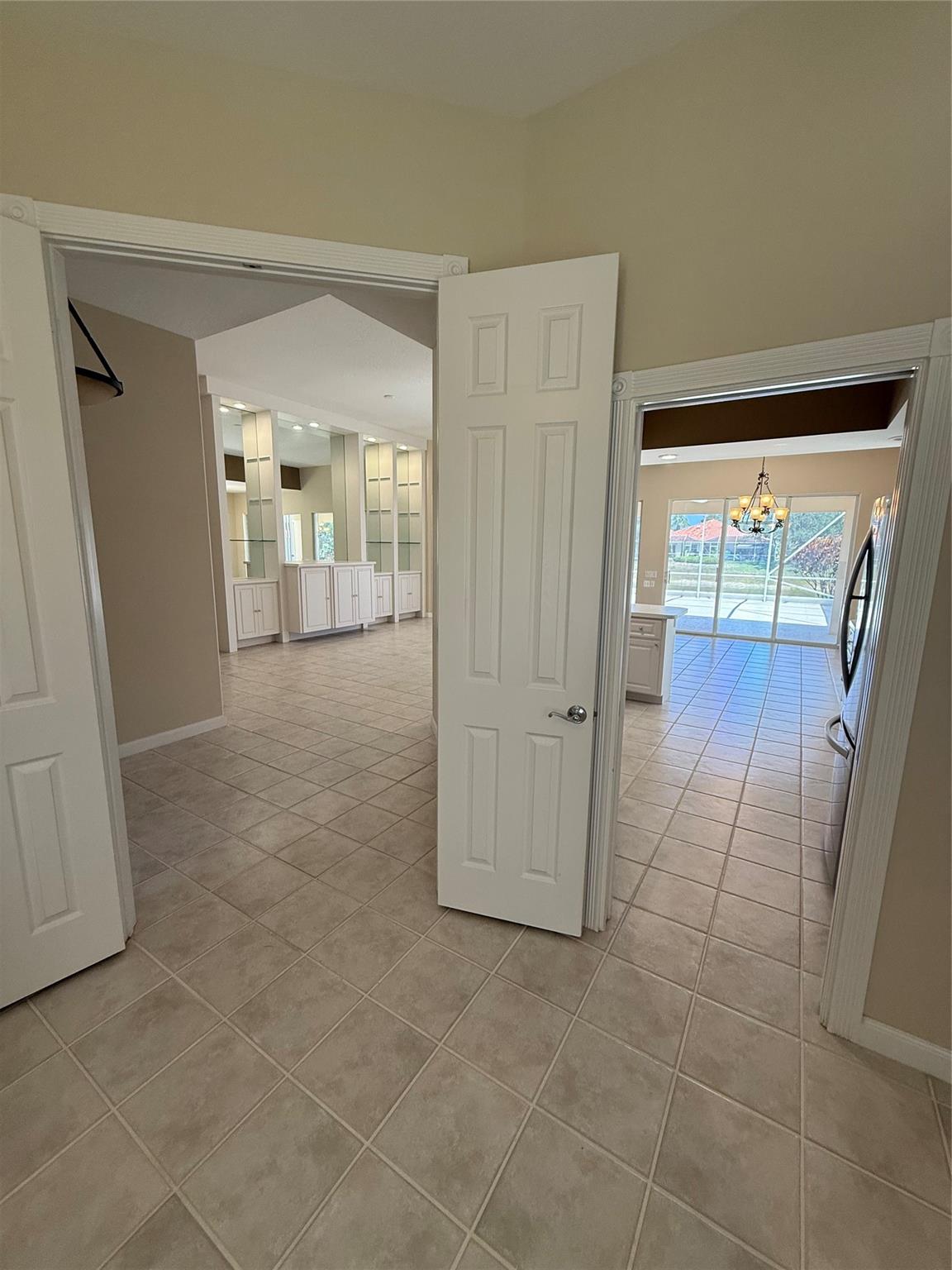 2694 Muskegon Way