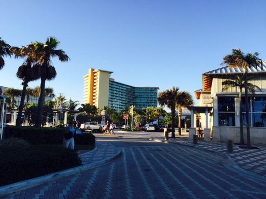 Photo of 333 NE 21st Avenue #408, Deerfield Beach, FL 33441 (MLS # B26005482)