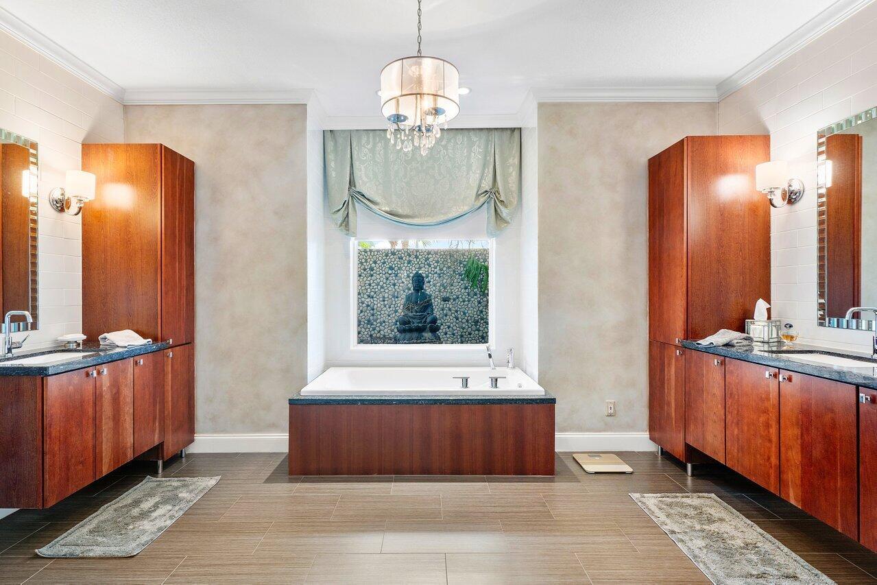 PGA RESORT COMMUNITY OF PRESTON - Residential