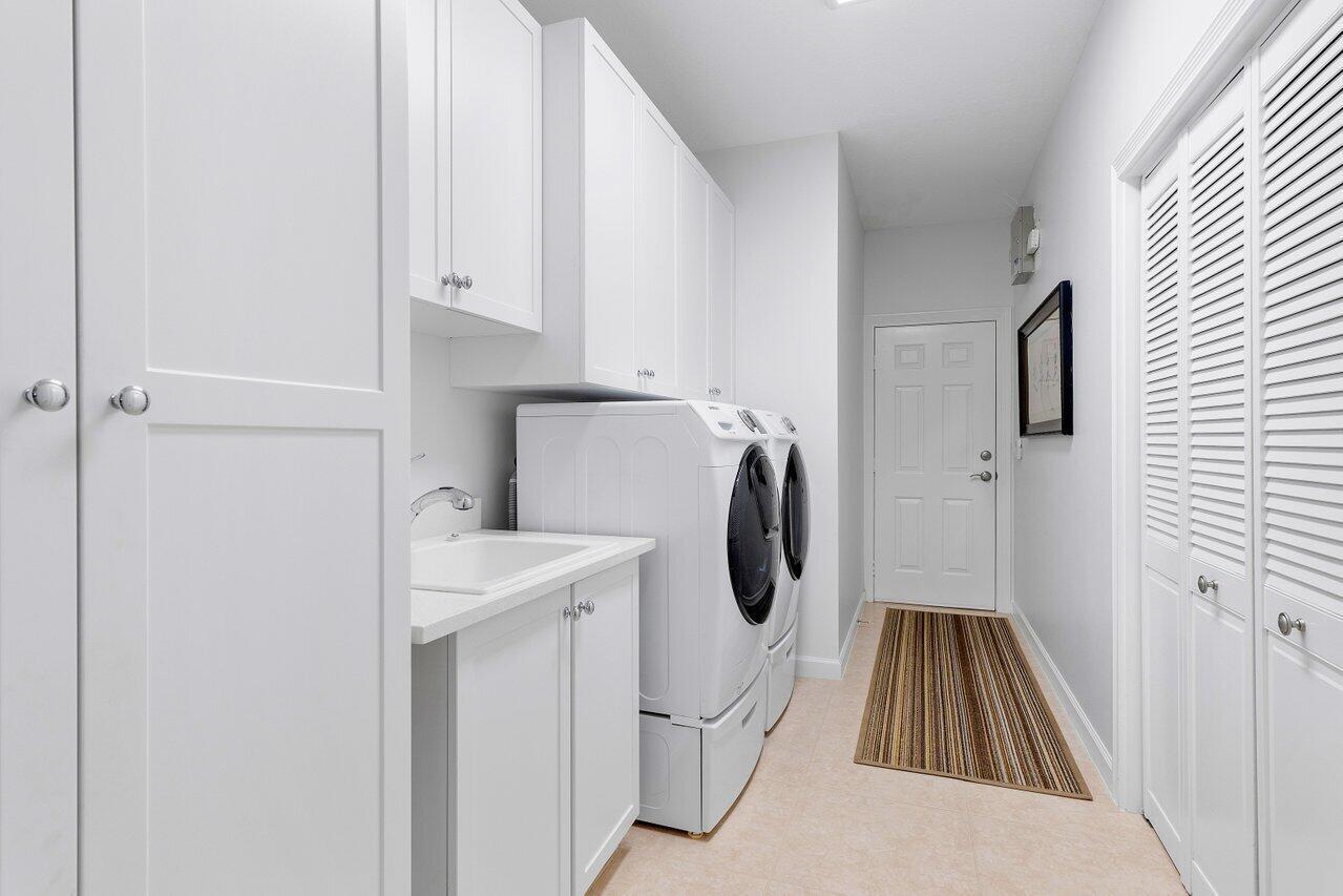 PGA RESORT COMMUNITY OF PRESTON - Residential