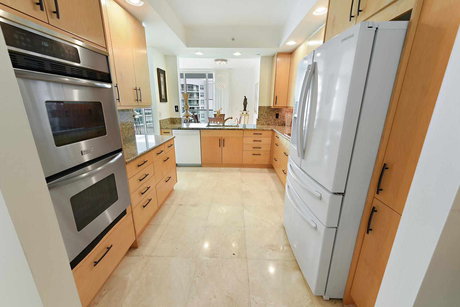 550 SE Mizner Boulevard B702
