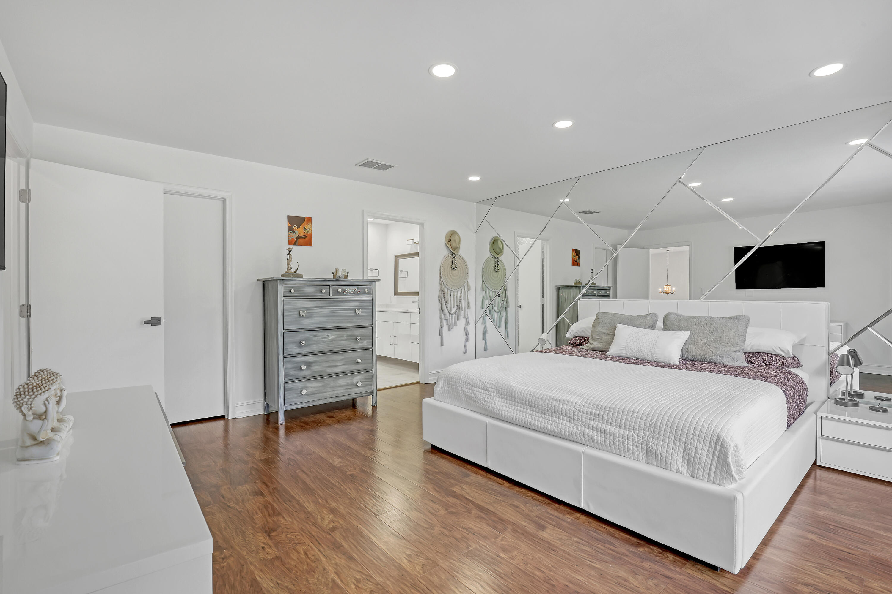 VILLA FLORA AT BOCA POINTE - Residential