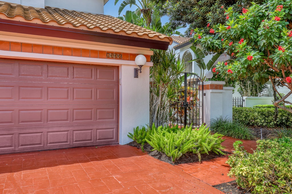 Photo of 6532 Via Rosa, Boca Raton, FL 33433 (MLS # B26034519)
