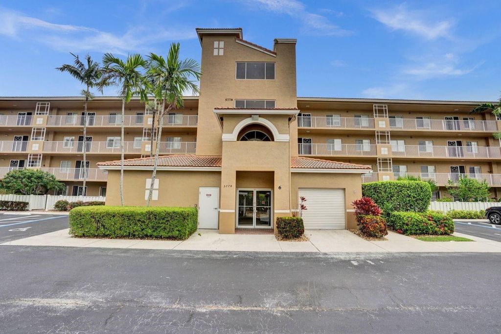 Photo of 5778 Crystal Shores Drive #406, Boynton Beach, FL 33437 (MLS # F10450276)