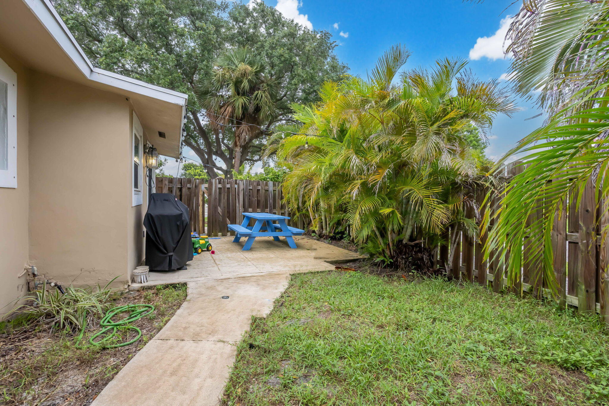 DELL PARK - Residential