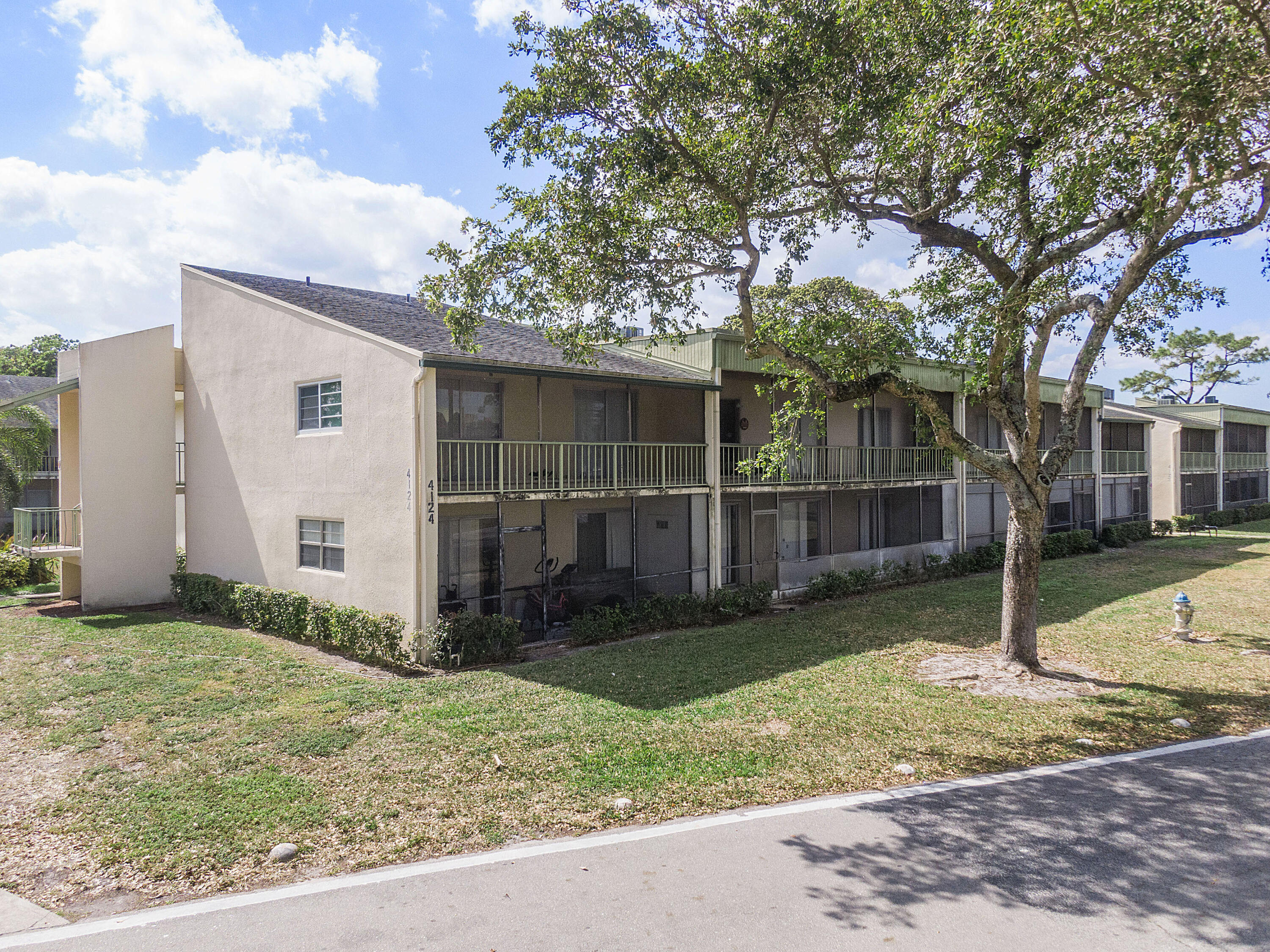 View Coral Springs, FL 33065 condo