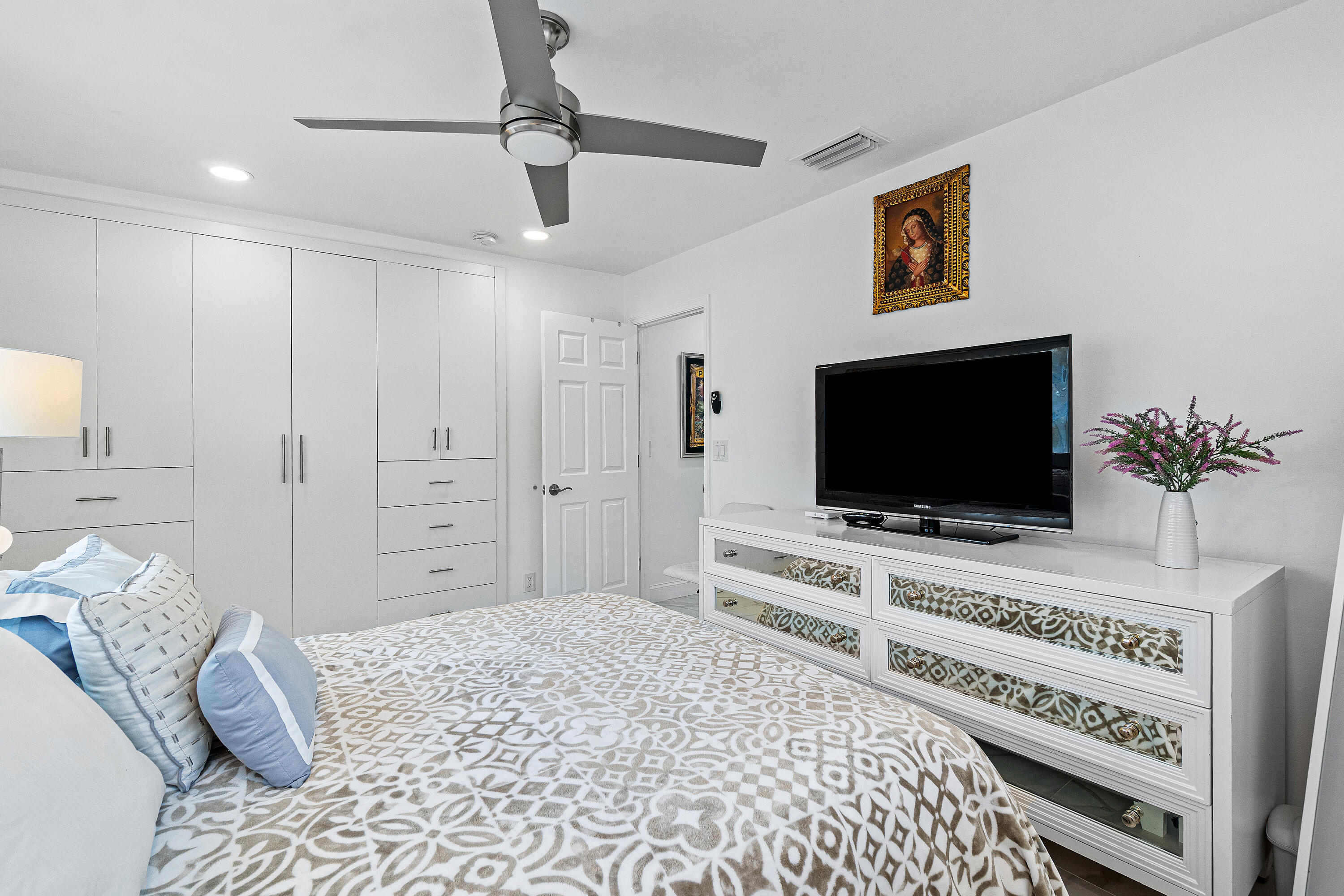 GREENTREE VILLAS CONDO - Residential