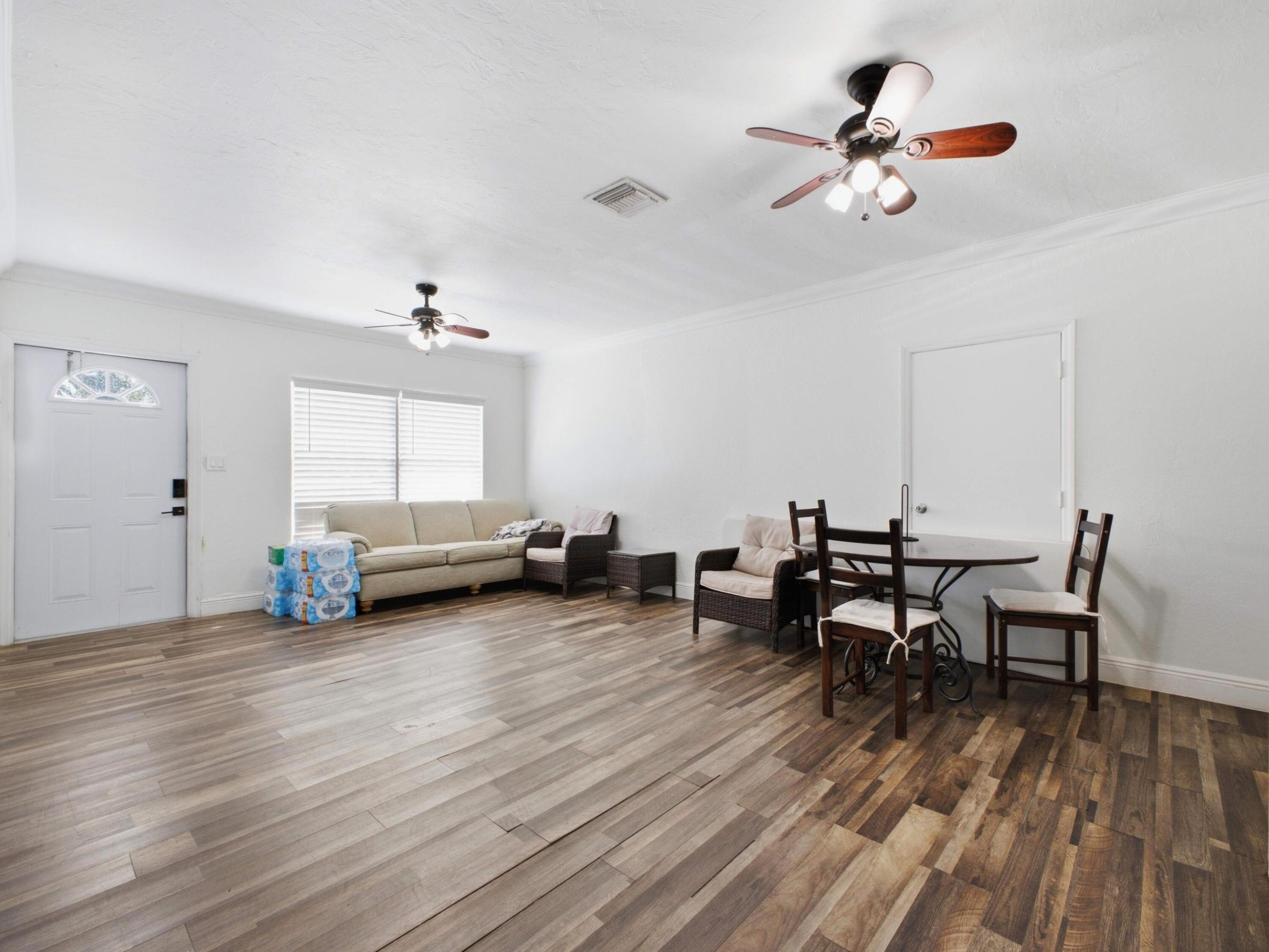 801 HAMPTON Road