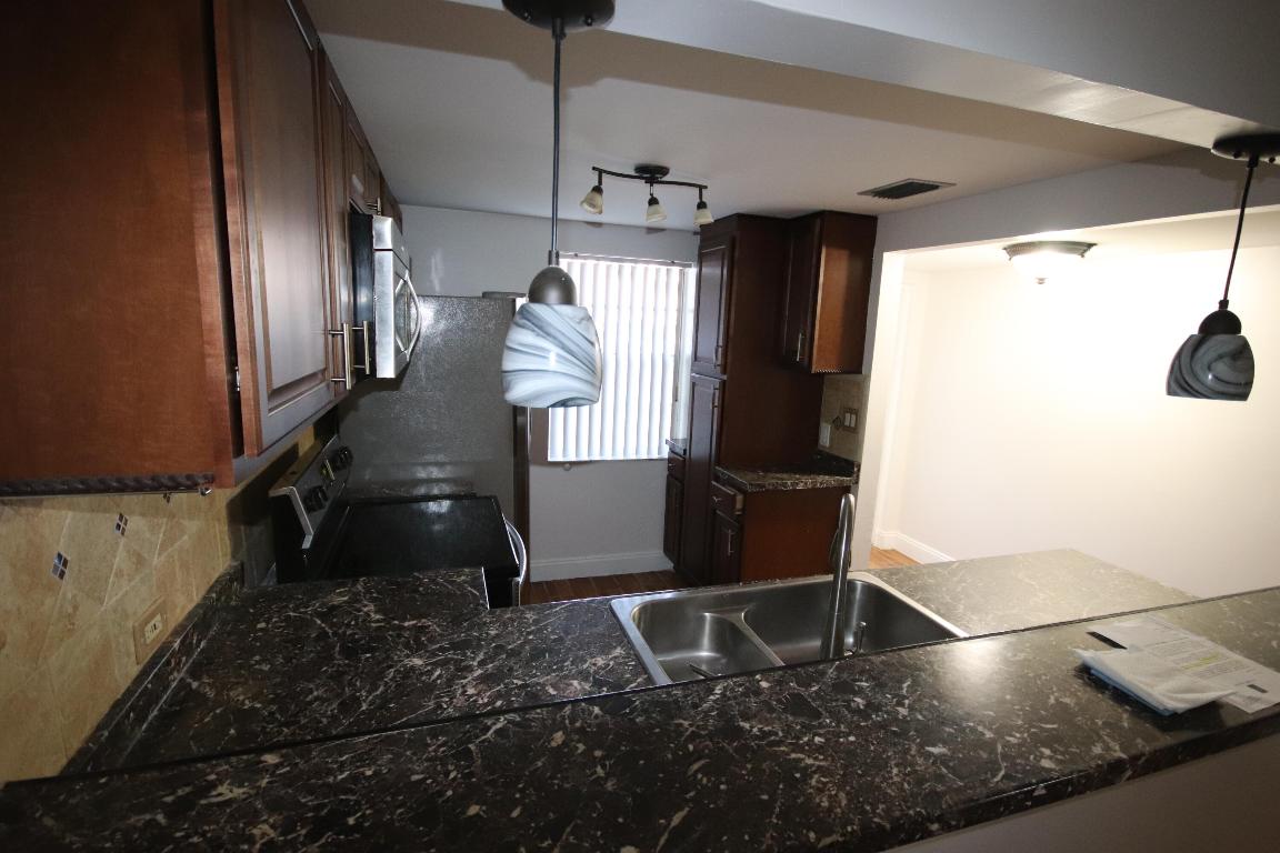 ORIOLE GOLF & TENNIS CLUB CONDO - Residential