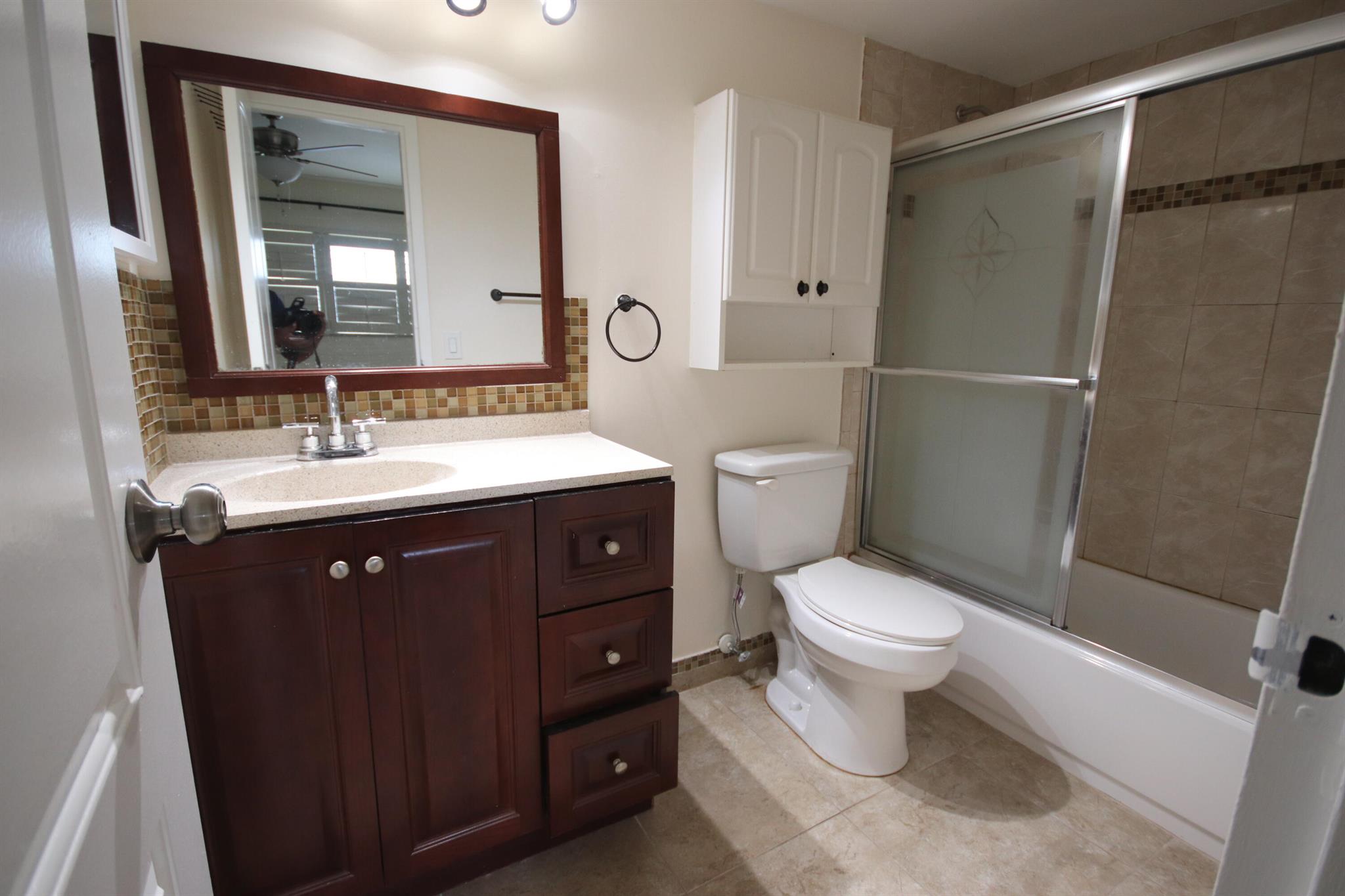 ORIOLE GOLF & TENNIS CLUB - Residential