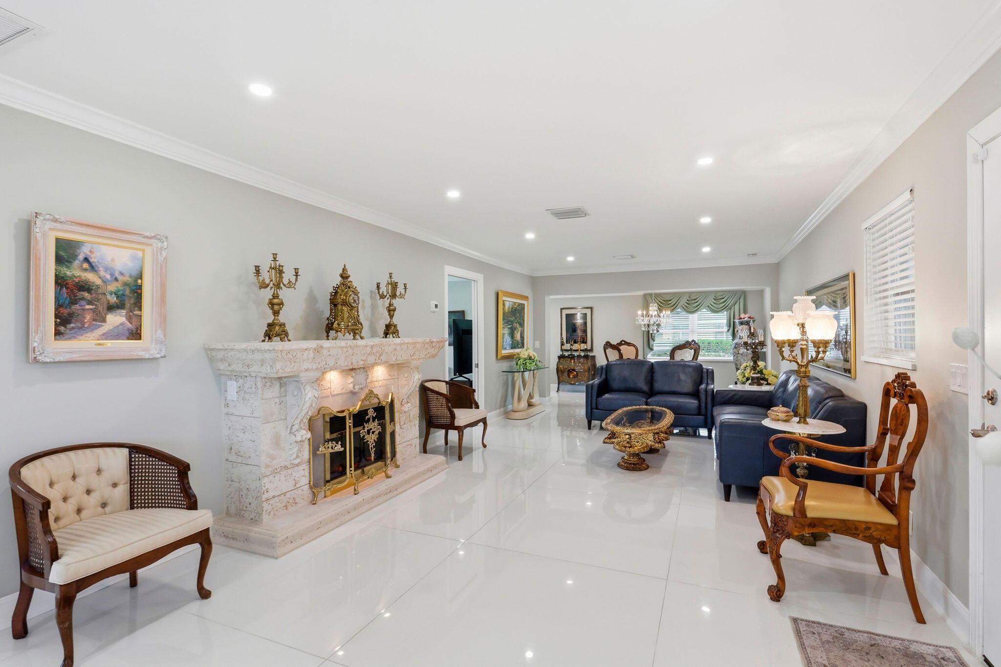 218 Cardinal Lane