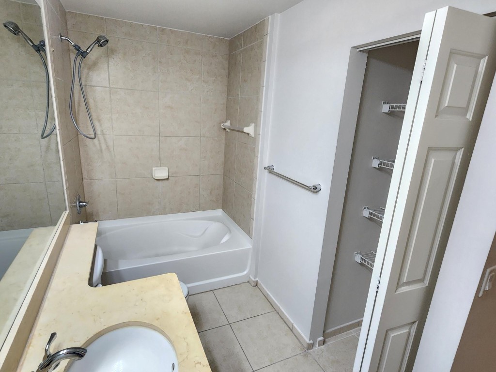 Lauderdale One Condo - Residential Lease