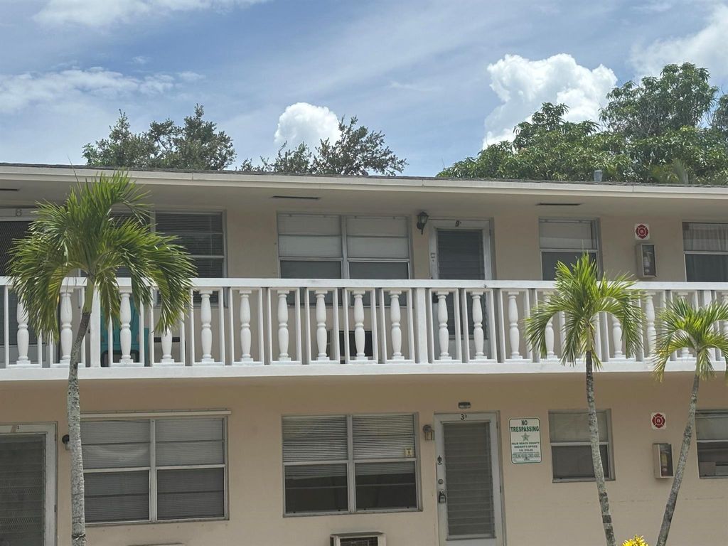 Photo of 201 S J Street #9, Lake Worth Beach, FL 33460 (MLS # R11113595)