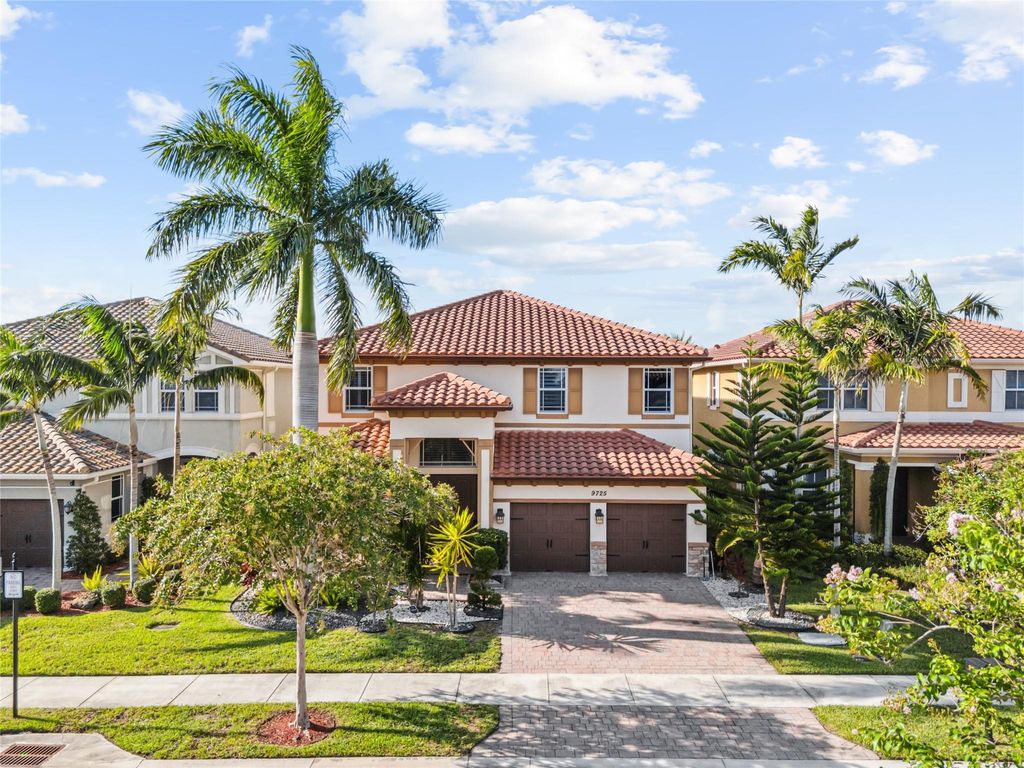 Photo of 9725 Blue Isle Bay, Parkland, FL 33076 (MLS # F10519140)