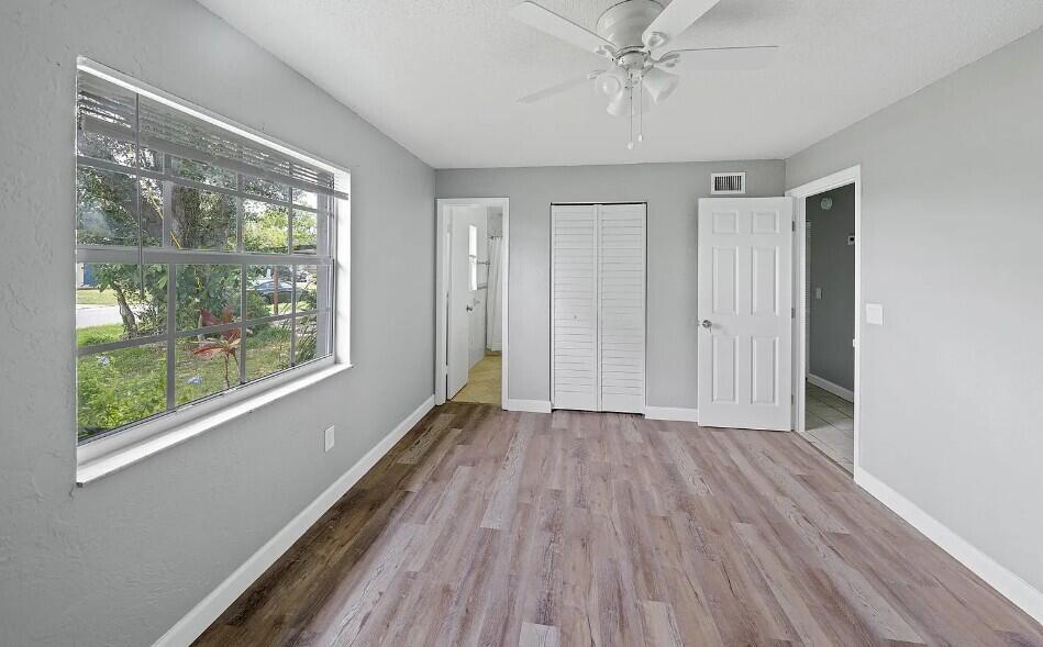 SHERWOOD PARK SEC J - Residential