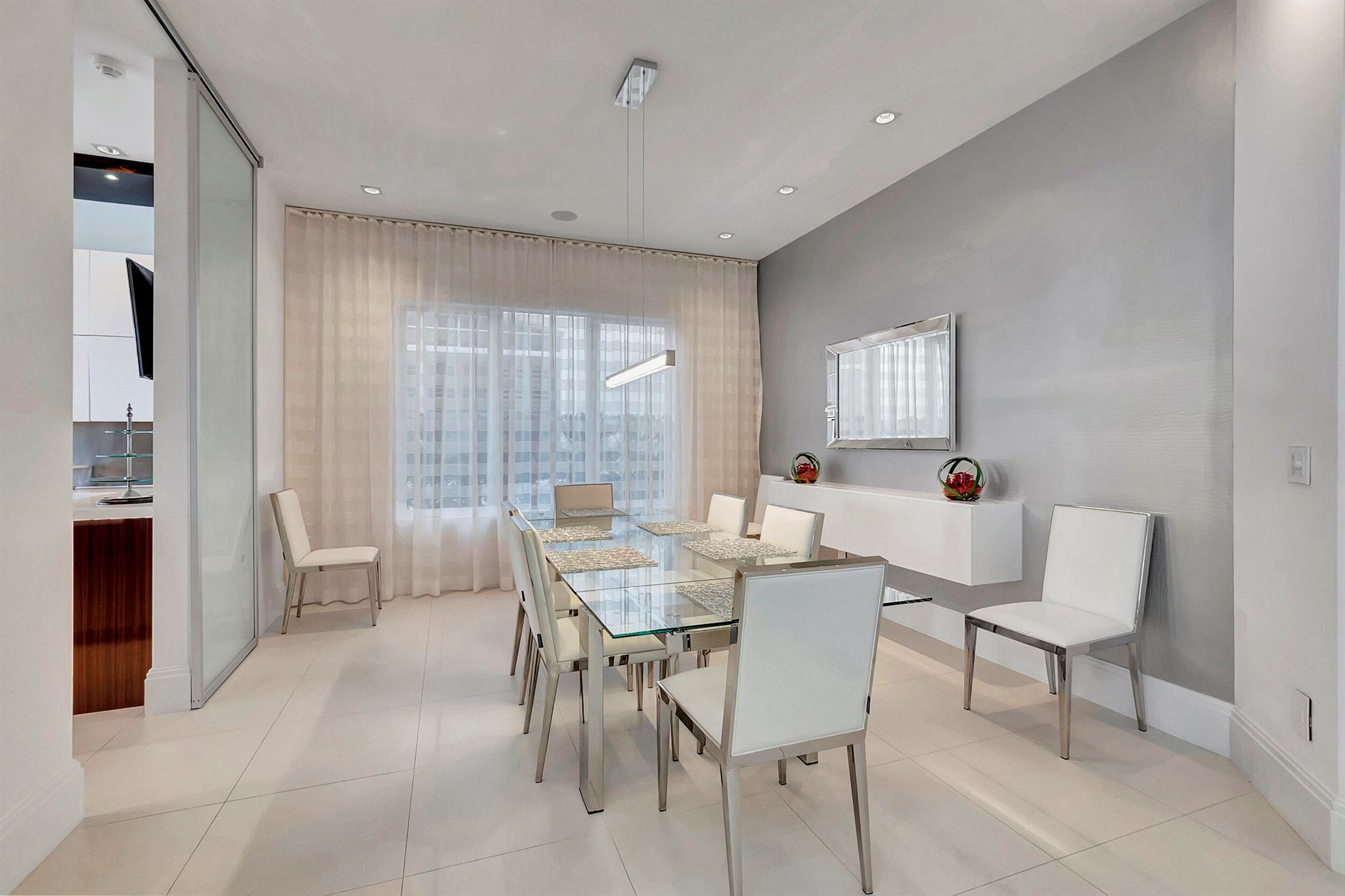 Boca Marina Yacht Club - Residential