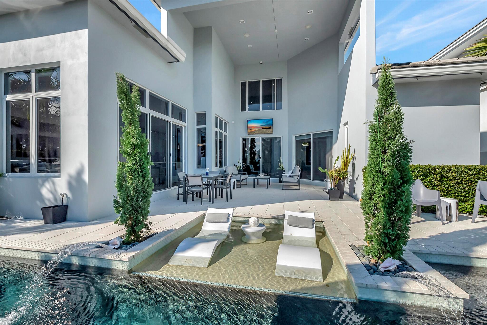 Boca Marina Yacht Club - Residential