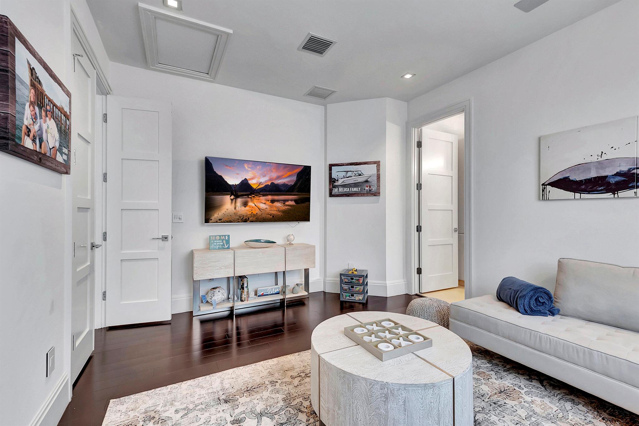 Boca Marina Yacht Club - Residential